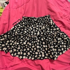 Short skirt - large - floral pattern